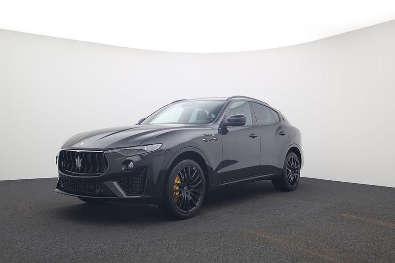 Nero ribelle Gebraucht 2022 Maserati Levante SUV | 74.980 € (Teuer) - Bild 1/4