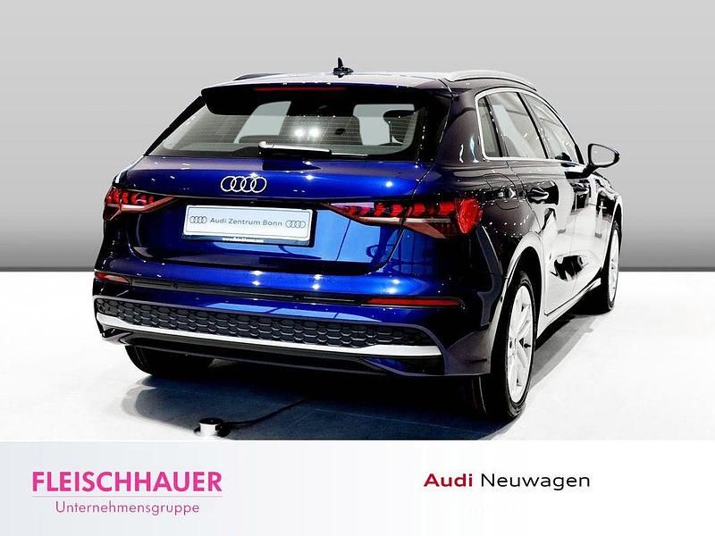 Neu Audi A3 Advanced 150 PS (110 kW) 2025 Schwarz Limousine