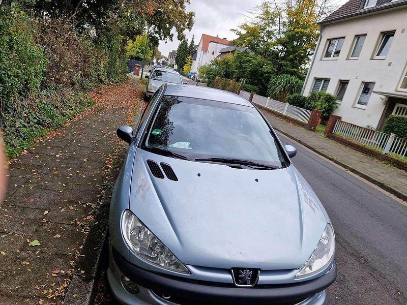 Gebraucht 2004 Peugeot 206 Kleinwagen | 1.490 € (Fairer Preis) - Bild 1/4