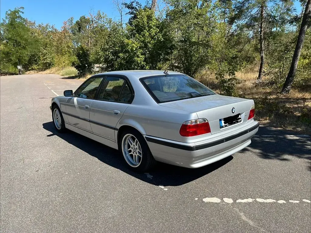 Gebraucht BMW 740 286 PS (210 kW) 1999 Silber Limousine