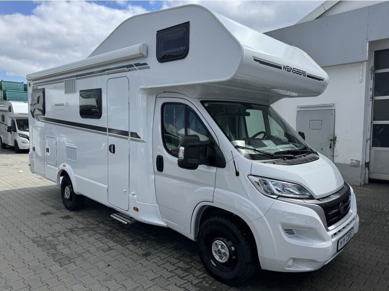 Weiss Gebraucht 2024 Weinsberg CaraHome Van | 62.980 € - Bild 1/4