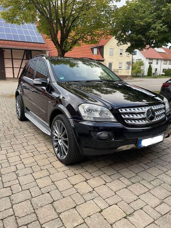 Gebraucht 2008 Mercedes ML500 Edition 1 SUV | 18.900 € - Bild 1/4