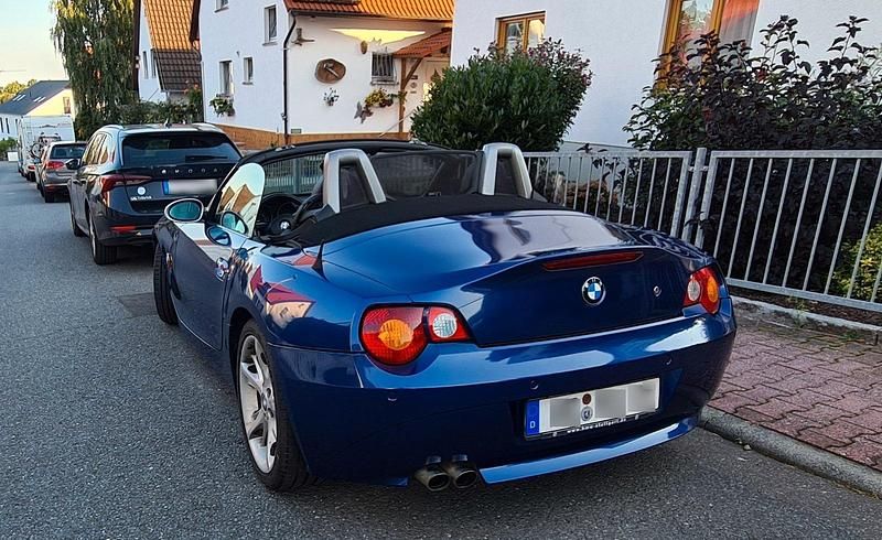 Gebraucht BMW Z4 231 PS (169 kW) 2003 Blau Cabrio