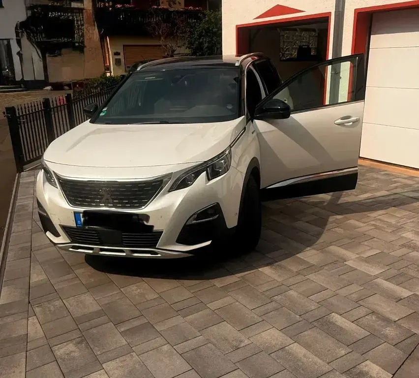 Gebraucht Peugeot 5008 Allure 150 PS (110 kW) 2017 Weiß SUV