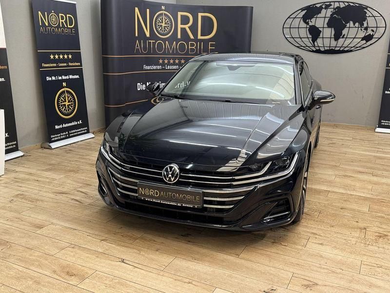 Deep black perleffek (metallic) Gebraucht 2022 VW Arteon R-line Kombi | 28.899 € (Fairer Preis) - Bild 1/3