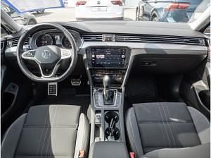 Gebraucht VW Passat Alltrack 200 PS (147 kW) 2023 Grau (mondsteingrau) Kombi