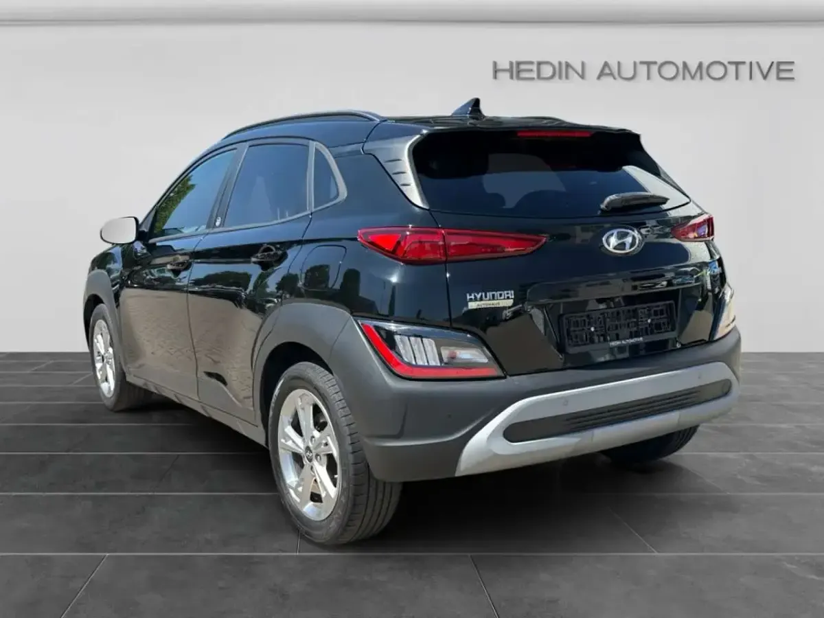 Gebraucht Hyundai Kona Edition 30 120 PS (88 kW) 2022 Schwarz SUV