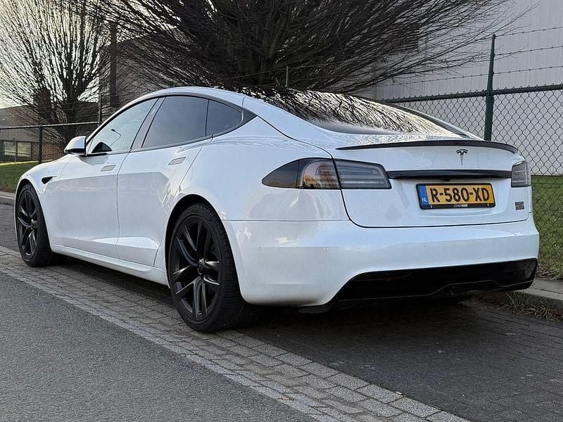 Gebraucht Tesla Model S Plaid 759 kW (1033 PS) 2023 Weiß Kleinwagen