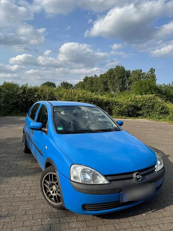 Blau Gebraucht 2002 Opel Corsa Kleinwagen | 1.600 € (Guter Preis) - Bild 1/4