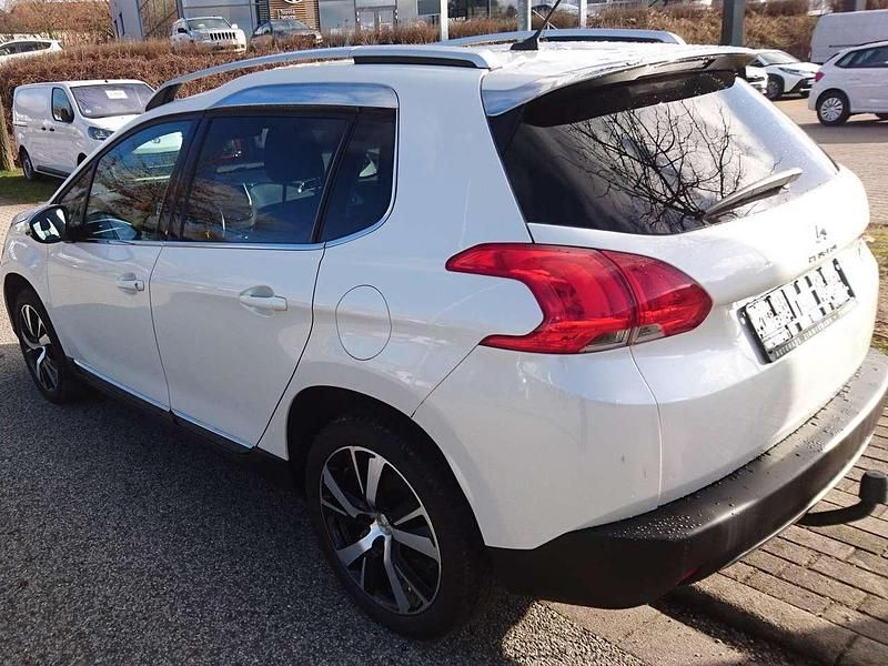 Gebraucht Peugeot 2008 Comfort 114 PS (83 kW) 2015 Weiß SUV