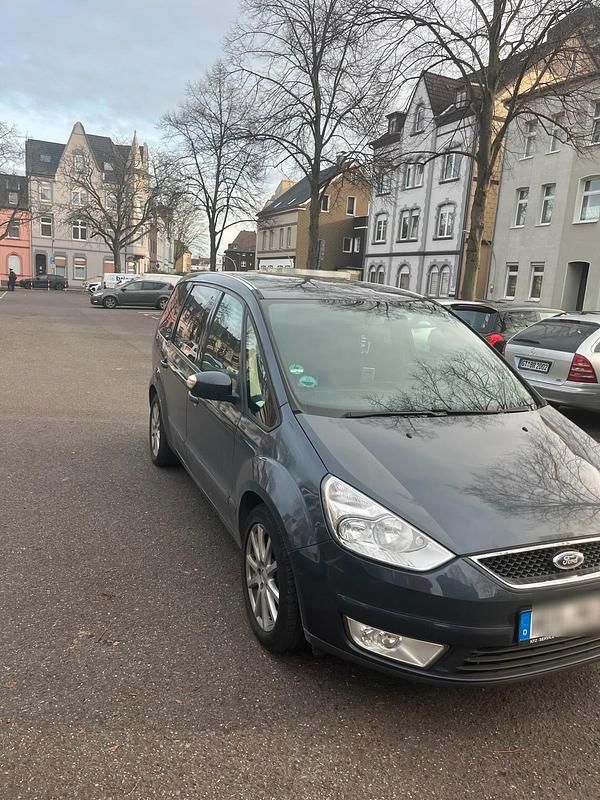 Gebraucht Ford Galaxy 140 PS (102 kW) 2009 Schwarz Van / Kleinbus