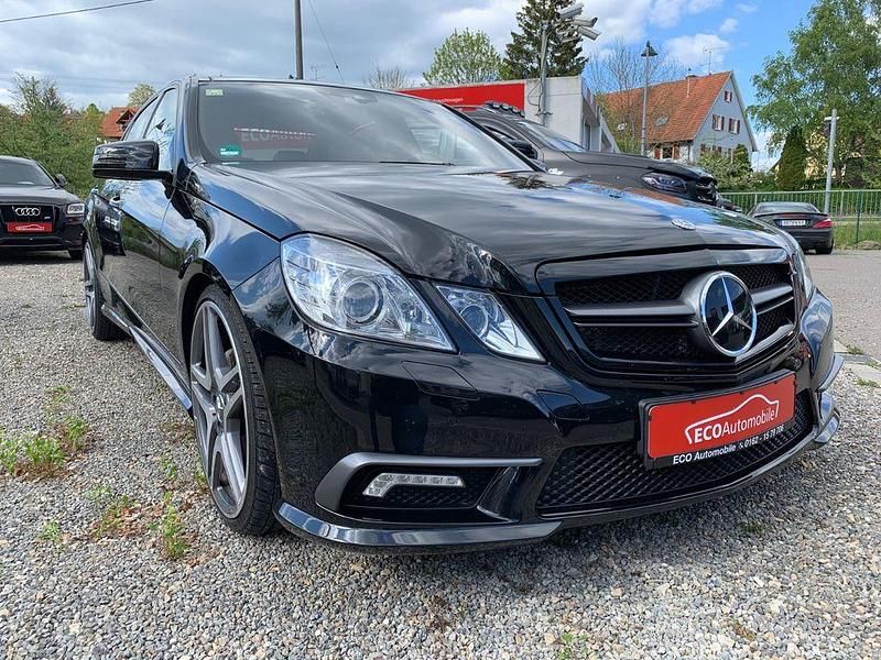 Gebraucht Mercedes E500 Avantgarde 387 PS (284 kW) 2009 Schwarz Limousine