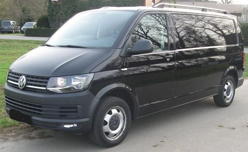 Gebraucht VW Transporter 150 PS (110 kW) 2017 Schwarz Van