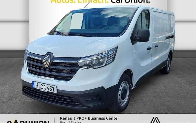 Gebraucht Renault Trafic Komfort 131 PS (96 kW) 2025 Weiß Van / Kleinbus