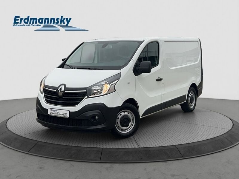 Gletscherweiss (weiß) Gebraucht 2021 Renault Trafic Van | 21.490 € (Guter Preis) - Bild 1/4