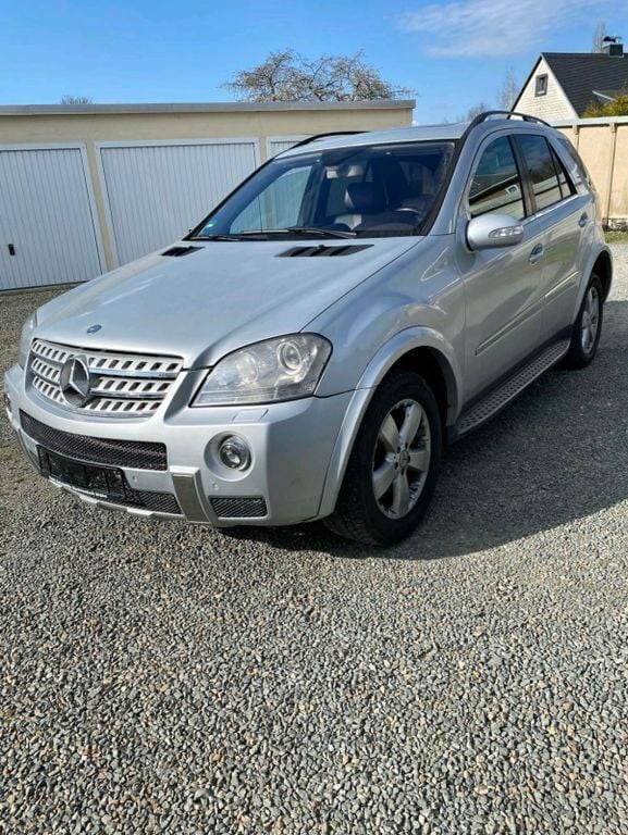 Silber Gebraucht 2007 Mercedes ML420 SUV | 4.750 € (Superpreis) - Bild 1/4