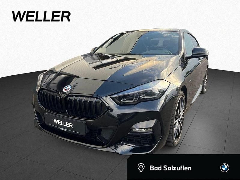 Black sapphire (schwarz) Gebraucht 2023 BMW 220 M Sport Coupé | 32.950 € (Fairer Preis) - Bild 1/4