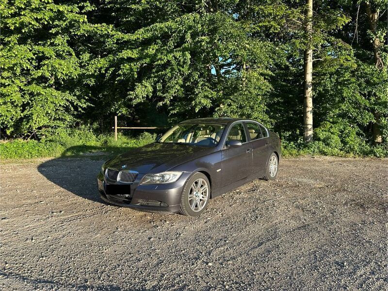 Grau Gebraucht 2005 BMW 325 Limousine | 3.900 € (Fairer Preis) - Bild 1/4