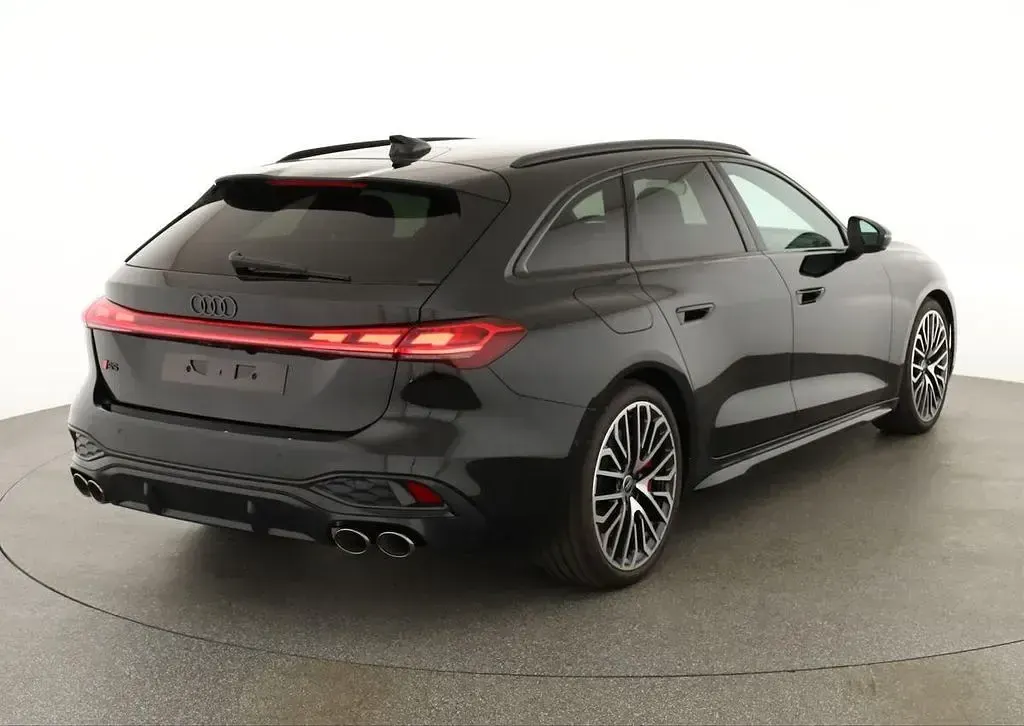 Neu Audi S5 Sport 367 PS (269 kW) 2026 Schwarz Kombi
