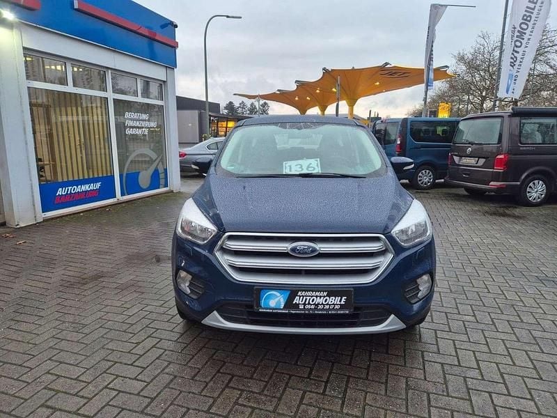 Gebraucht Ford Kuga Trend 120 PS (88 kW) 2019 Blau SUV