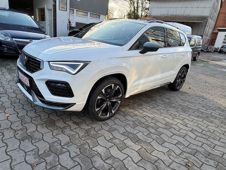 Gebraucht Cupra Ateca Basis 300 PS (220 kW) 2023 Weiß SUV