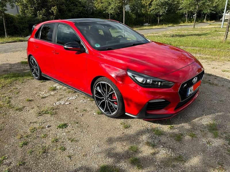 Rot Gebraucht 2017 Hyundai i30 N Performance Kleinwagen | 19.000 € (Fairer Preis) - Bild 1/4