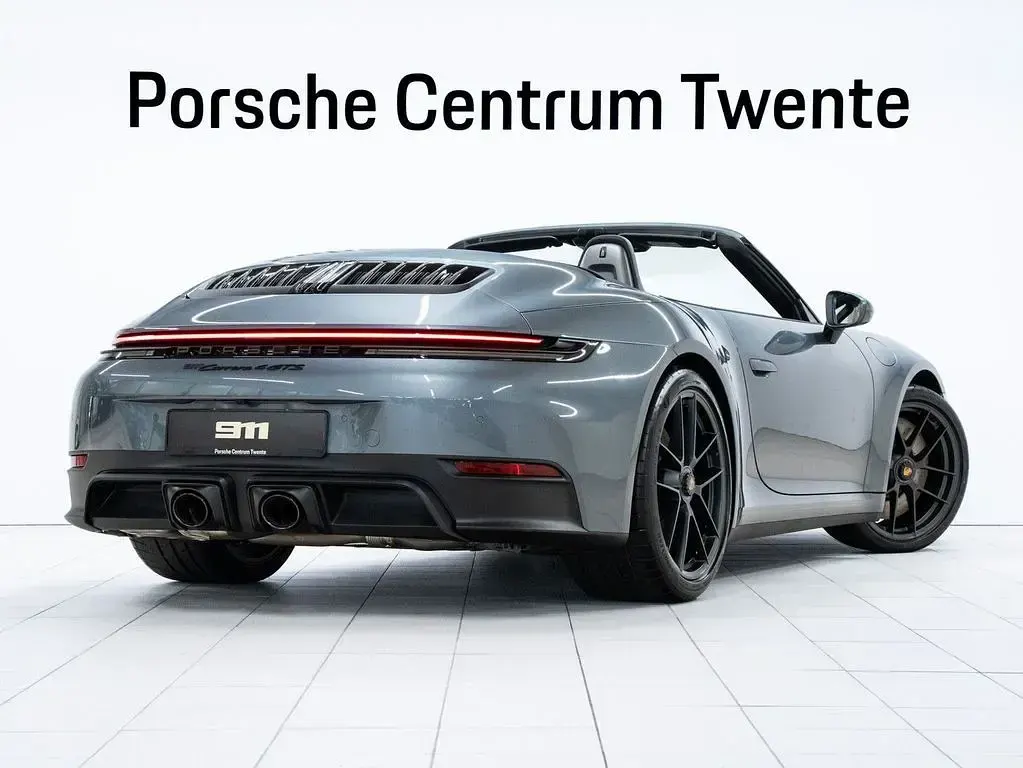 Neu Porsche 992 541 PS (397 kW) 2026 Grau Cabrio