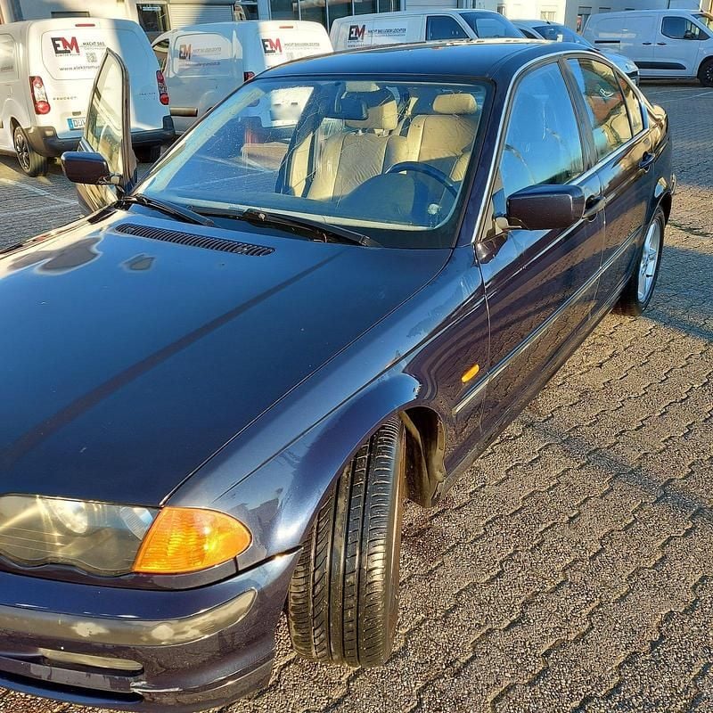 Gebraucht BMW 328 193 PS (141 kW) 1998 Blau Limousine