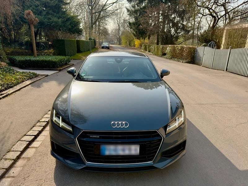 Gebraucht Audi TT S-Line 230 PS (169 kW) 2016 Grau Coupé
