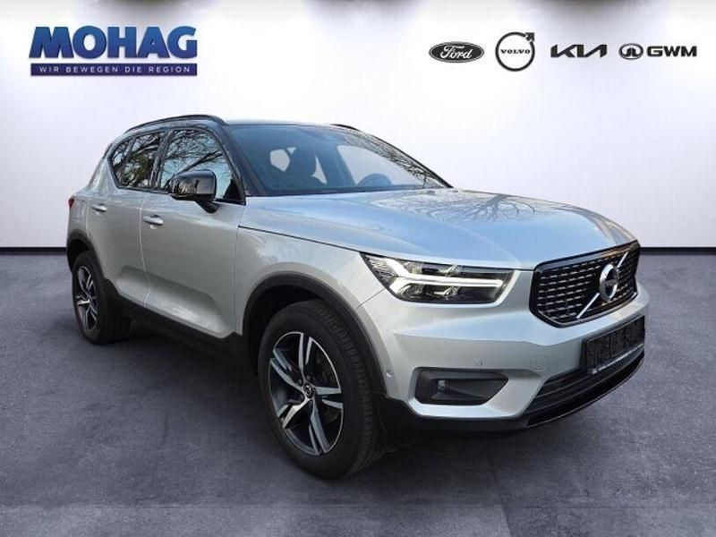 Gebraucht Volvo XC40 R-Design 156 PS (114 kW) 2018 Silber SUV
