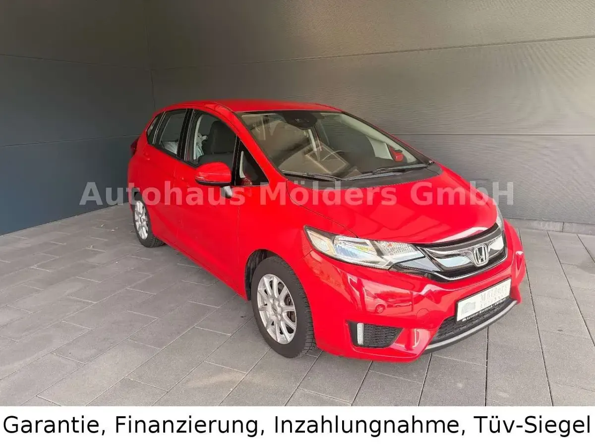 Gebraucht Honda Jazz Trend 102 PS (75 kW) 2018 Rot Kleinwagen