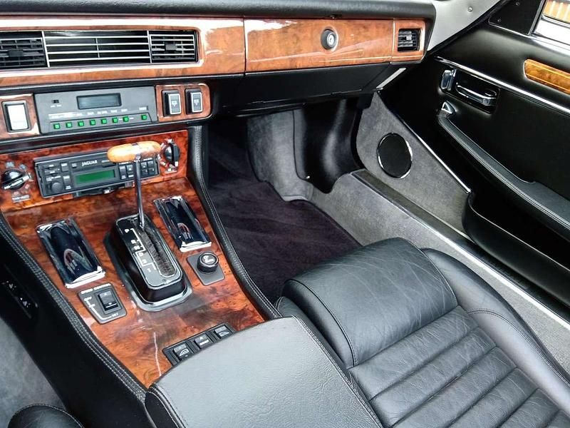 Gebraucht Jaguar XJS 275 PS (202 kW) 1991 Blau Cabrio