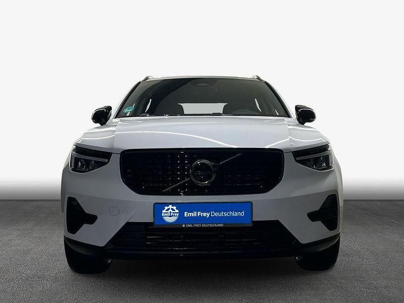 Gebraucht Volvo XC40 Plus 197 PS (144 kW) 2025 Weiß SUV