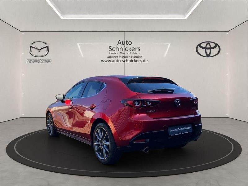 Gebraucht Mazda 3 Center-Line 140 PS (102 kW) 2025 Rot Limousine