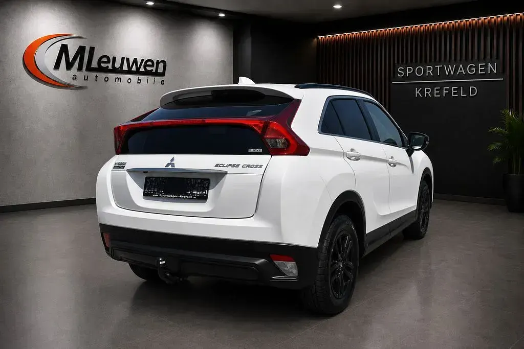 Used Mitsubishi Eclipse Cross Active 148 HP (108 kW) 2020 White SUV