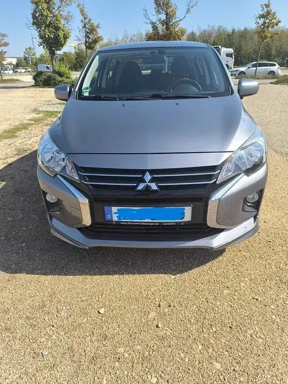 Gebraucht Mitsubishi Space Star Plus 71 PS (52 kW) 2021 Grau Kleinwagen