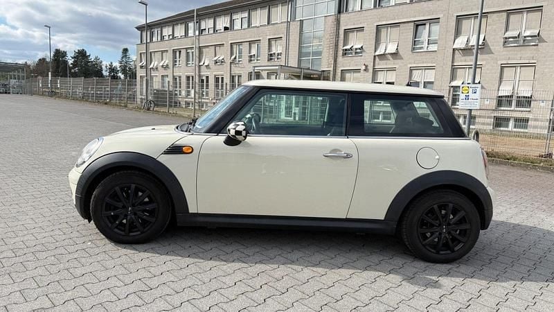 Gebraucht Mini ONE Pepper 95 PS (69 kW) 2008 Weiß Kleinwagen
