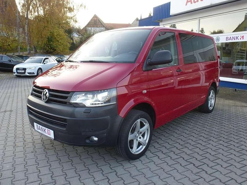 Gebraucht VW Caravelle 179 PS (131 kW) 2014 Salsa red Van / Kleinbus