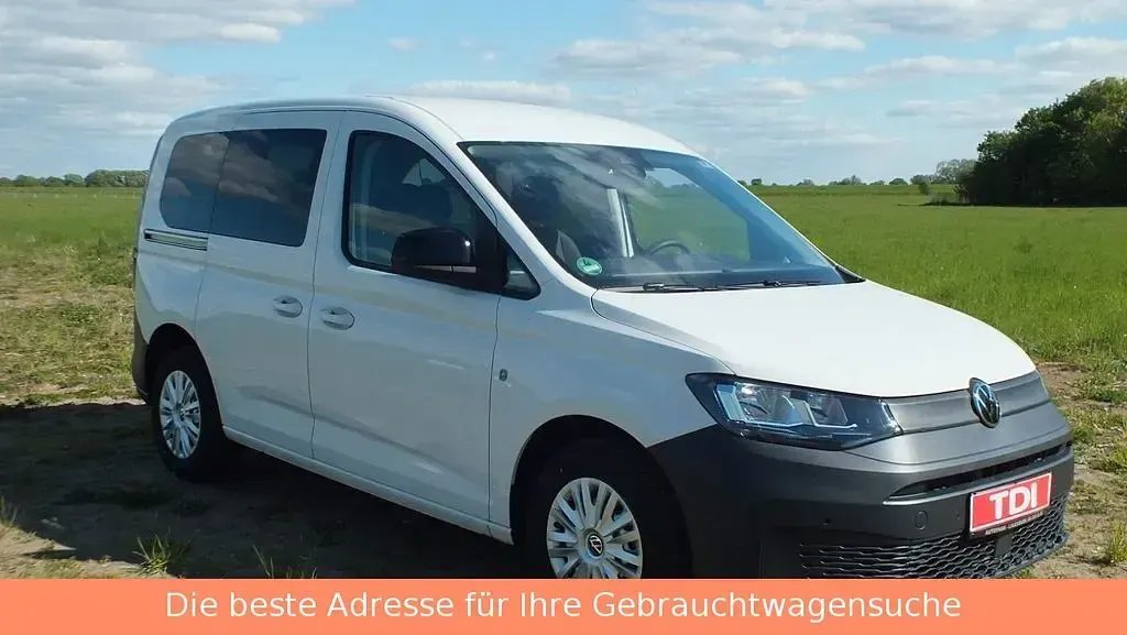 Gebraucht VW Caddy 102 PS (75 kW) 2023 Weiß Van / Kleinbus