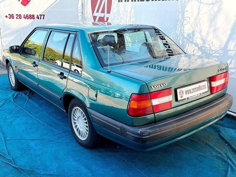 Gebraucht Volvo 940 116 PS (85 kW) 1995 Grün Limousine