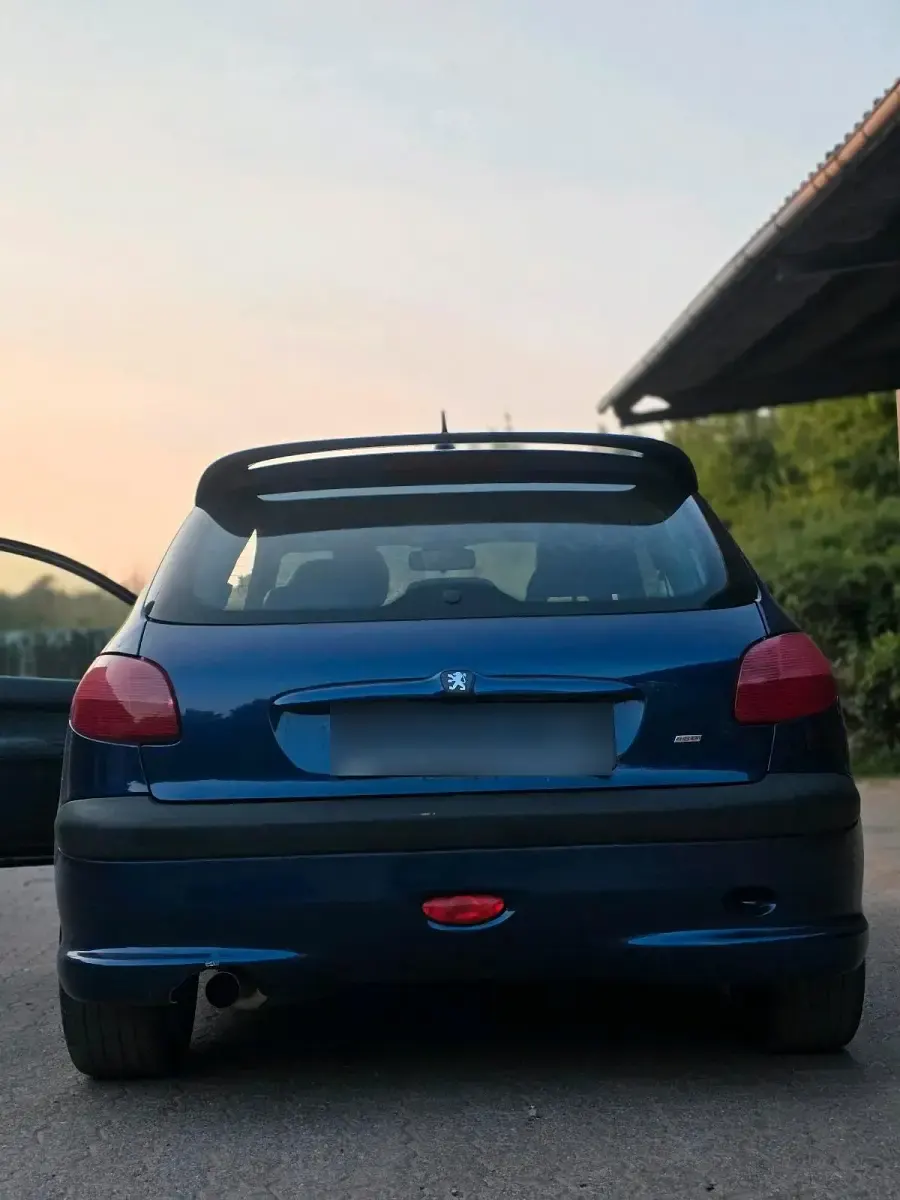 Gebraucht Peugeot 206 S16 136 PS (100 kW) 2002 Blau Kleinwagen