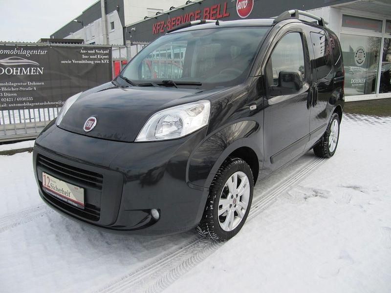 Schwarz Gebraucht 2015 Fiat Qubo Pop Van / Kleinbus | 8.399 € (Teuer) - Bild 1/4
