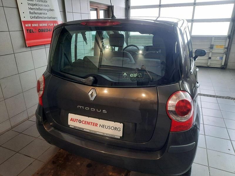 Gebraucht Renault Modus 88 PS (64 kW) 2006 Braun Van / Kleinbus