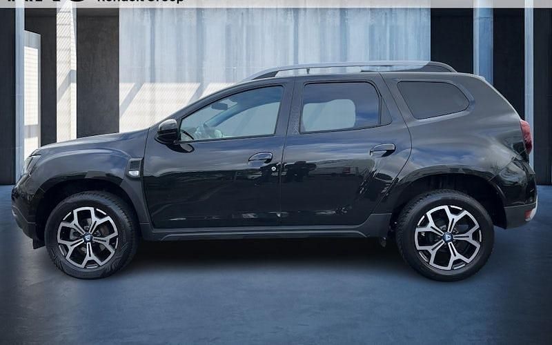 Gebraucht Dacia Duster Celebration 150 PS (110 kW) 2021 Perlmutt schwarz SUV