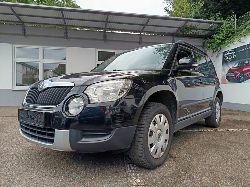 Black metallic Gebraucht 2011 Skoda Yeti Plus Edition SUV | 4.900 € (Fairer Preis) - Bild 1/4