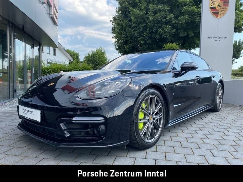 Tiefschwarzmetallic Gebraucht 2021 Porsche Panamera Turbo S Executive Limousine | 75.945 € - Bild 1/4