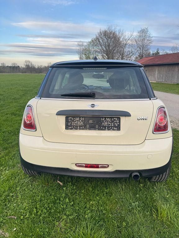 Second-hand Mini ONE 75 CP (55 kW) 2012 Bej Hatchback