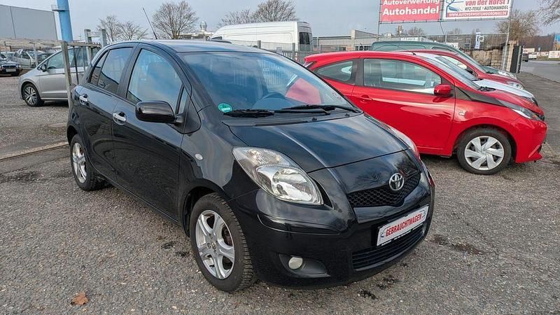 Gebraucht Toyota Yaris Edition 99 PS (72 kW) 2011 Schwarz Kleinwagen