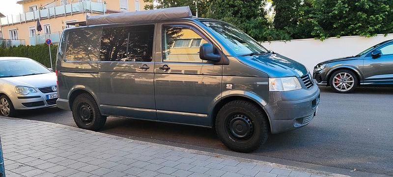 Gebraucht VW T5 131 PS (96 kW) 2007 Grau Van