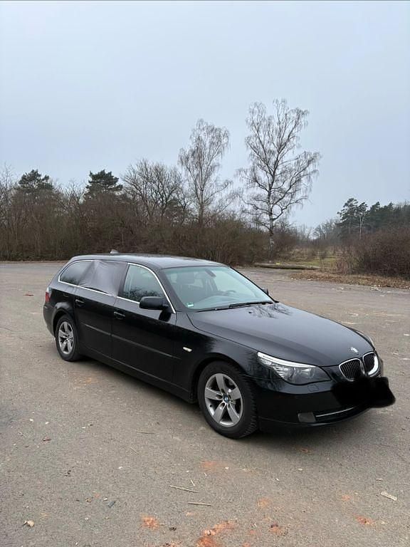 Gebraucht BMW 523 177 PS (130 kW) 2007 Schwarz Kombi